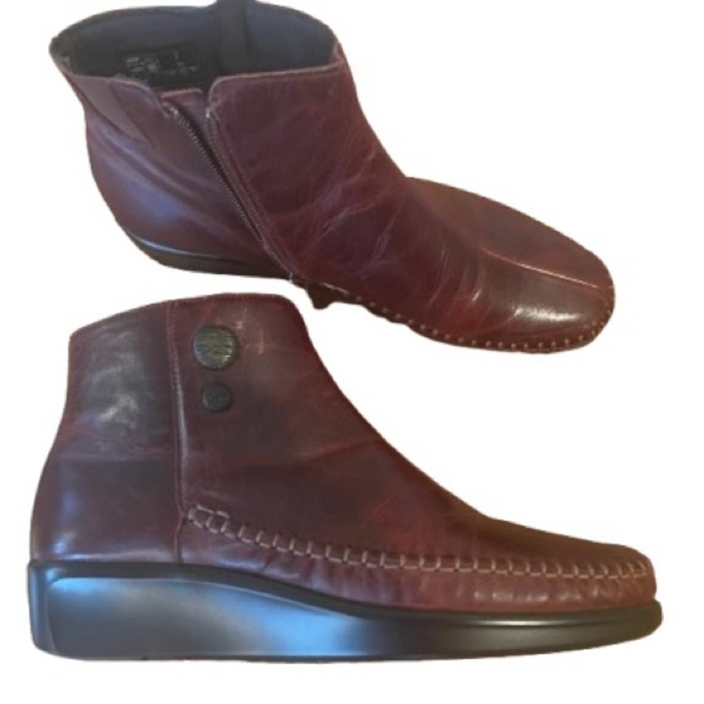 SAS “Jade” boots booties brown